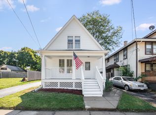 520 W Park Ave, Aurora, IL 60506