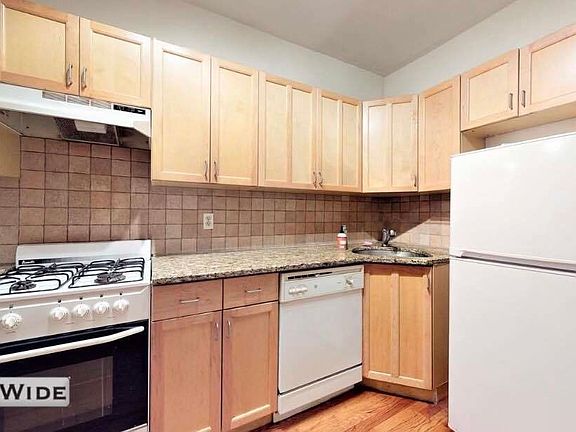5th image of 320 E 73rd St #1R