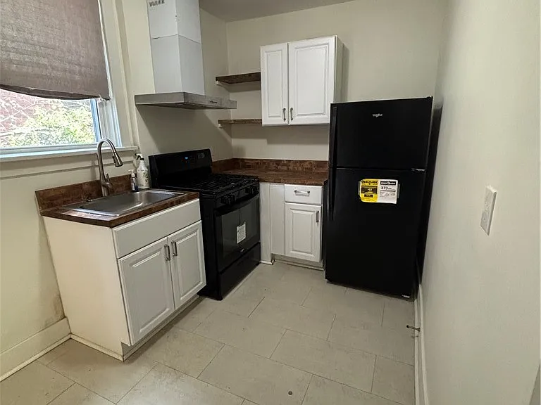 224 Johnston Ave — Photo 11