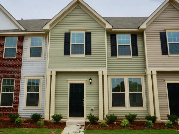 3015 Bluegrove Rd, Raleigh, NC 27610