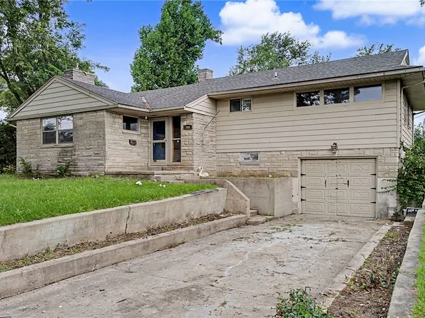 306 E Meeker Ave, Greenville, OH 45331