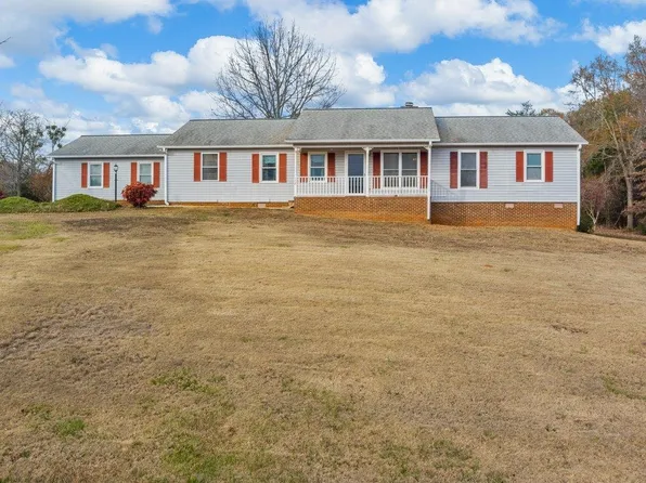 152 Timberlake Dr, Inman, SC 29349