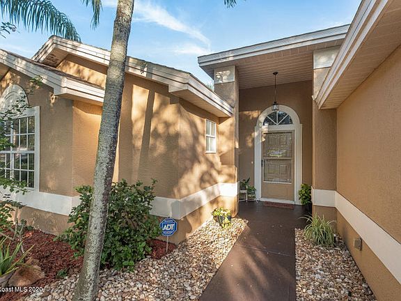 5th image of 6947 Hammock Lakes Dr