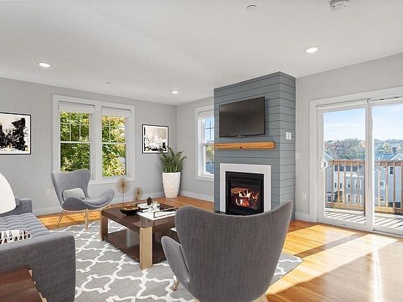 2nd image of 2064 Dorchester Ave #3
