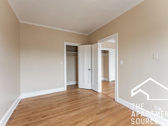 5th image of 2810 N Keating Ave #303