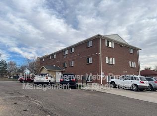 1676 Hanover St APT 204, Aurora, CO 80010