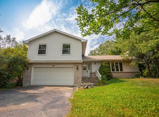 122 Queensbury Pl NE, Poplar Grove, IL 61065