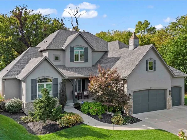 10803 W 153rd Ter, Overland Park, KS 66221