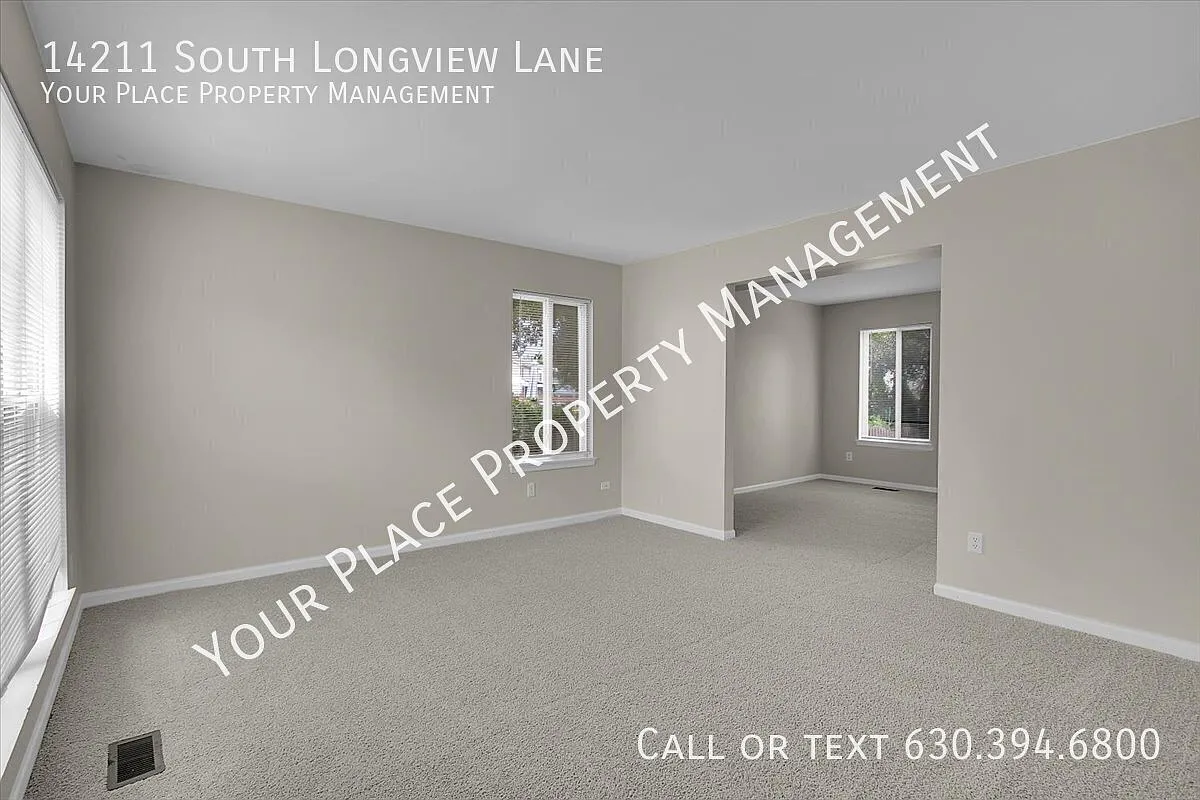 New Carpet! Freshly Painted! 4BR, 2.5BA in desirable Lakewood Falls of Plainfield! — Photo 3