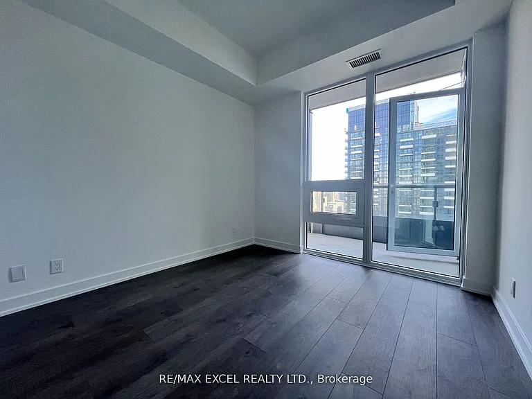 108 Peter St #3903 — Photo 4