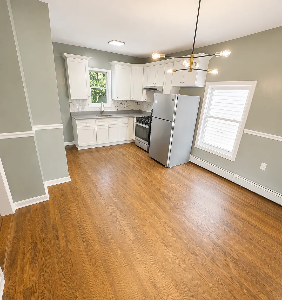 3 bed, $2,275 — Photo 3