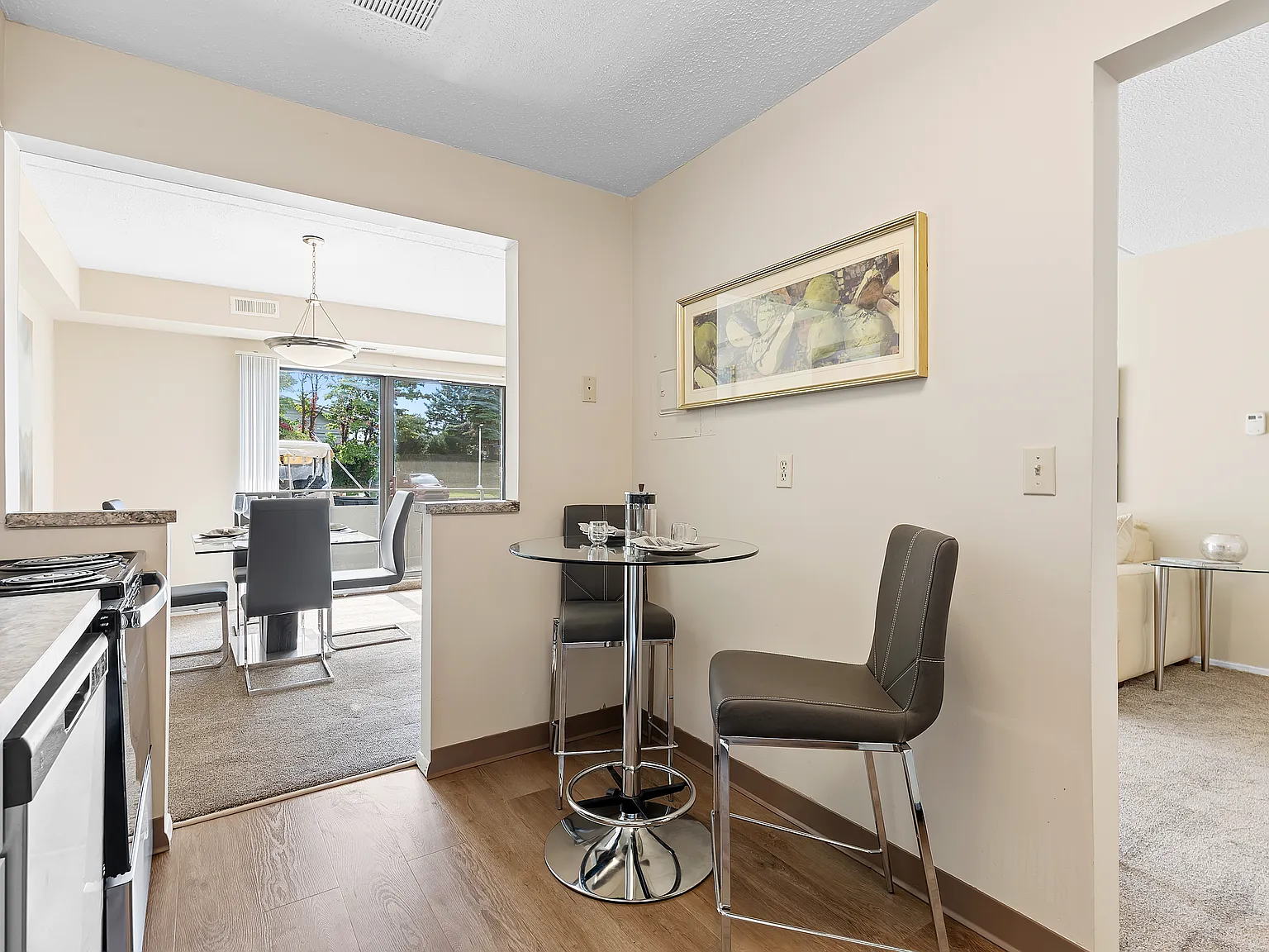 Kimberly Park Apartments — Photo 4