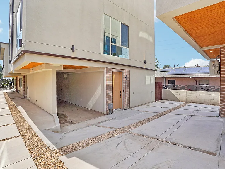 6162 Oak Crest Way #6162 — Photo 17