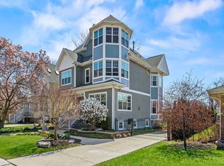 6883 W Hobart Ave, Chicago, IL 60631