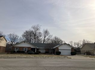 751 Hawthorne Dr, Carmel, IN 46033