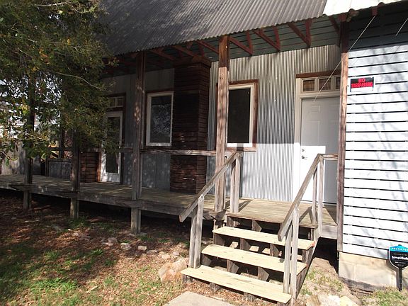 3rd image of 1734 Lee Road 35