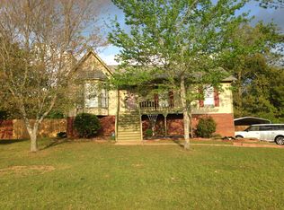 105 Cypress Ln, Pleasant Grove, AL 35127