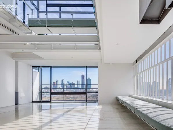 23 Beekman Place image 4 of 25