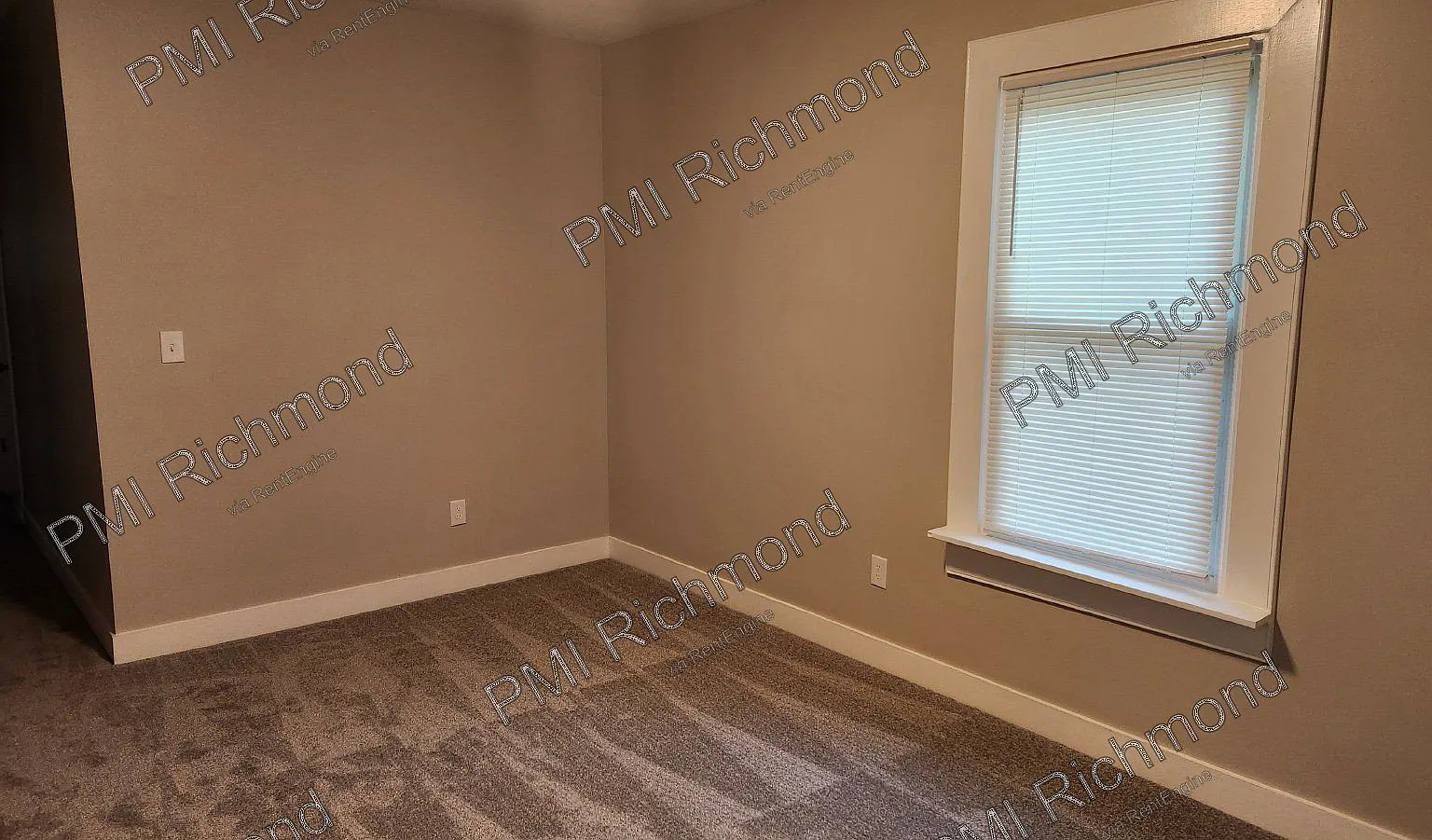 3 bed, 1.0 bath, 948 sqft, $1,650 — Photo 4