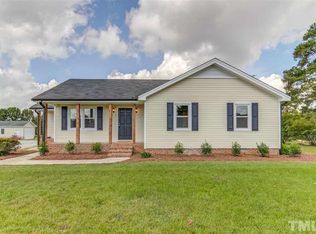 20 Bakertown Rd, Fuquay Varina, NC 27526