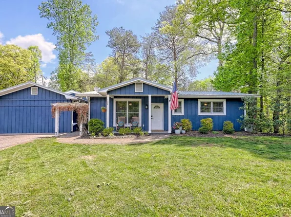 1204 Dogwood Trl, Hiawassee, GA 30546