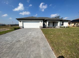 1000 NW 7th Pl, Cape Coral, FL 33993