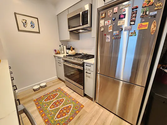 Rented by CENTURY 21 Full Service Realty | media 6