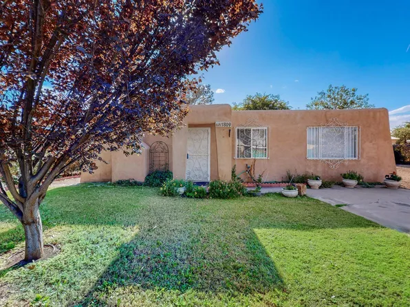 1809 Corte Elicia St SW, Albuquerque, NM 87105