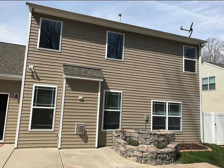 2405 Bearded Iris Ln — Photo 18
