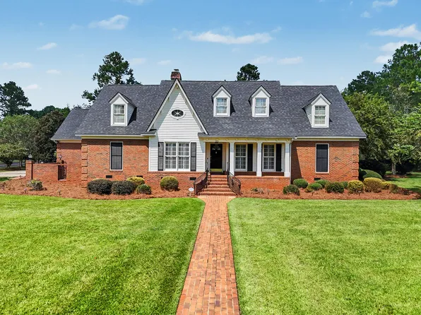 5111 Barrington Dr, Albany, GA 31721