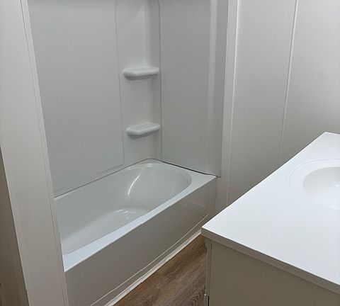 4th image of 80-82 Milton Ave #1