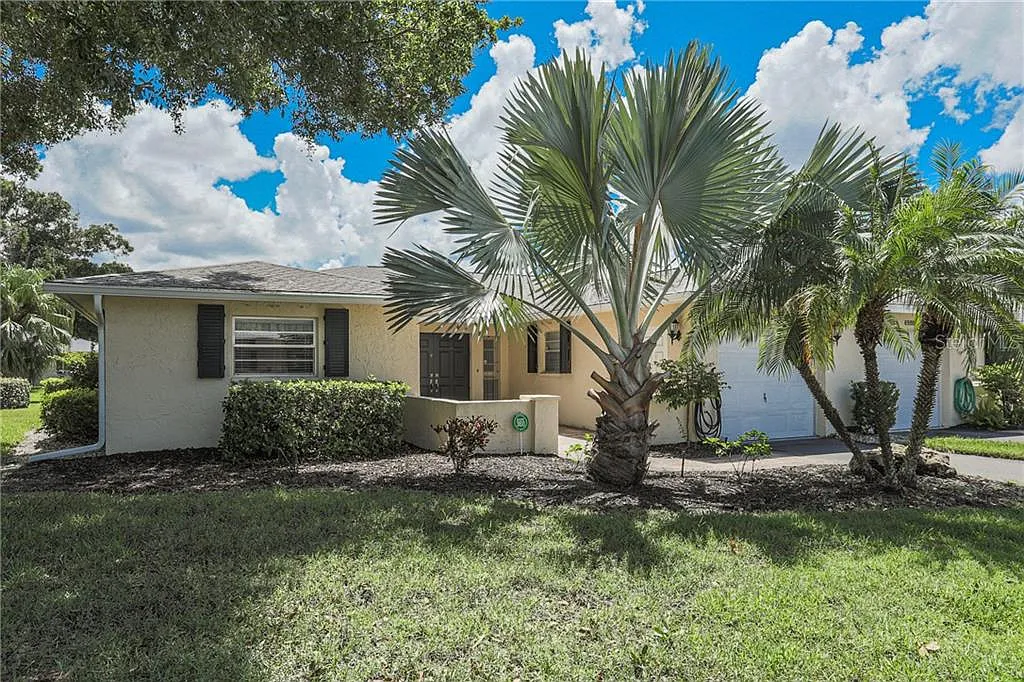 3 bed, 1468 sqft, $4,600 — Photo 1