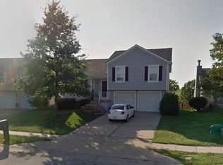 200 NW 114th Ter, Kansas City, MO 64155