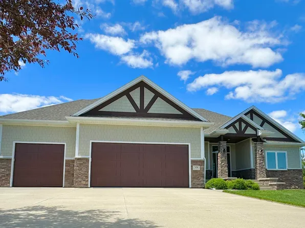 574 Itasca Ct, Dakota Dunes, SD 57049