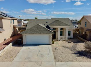 436 Oakhurst Ln, Socorro, TX 79928