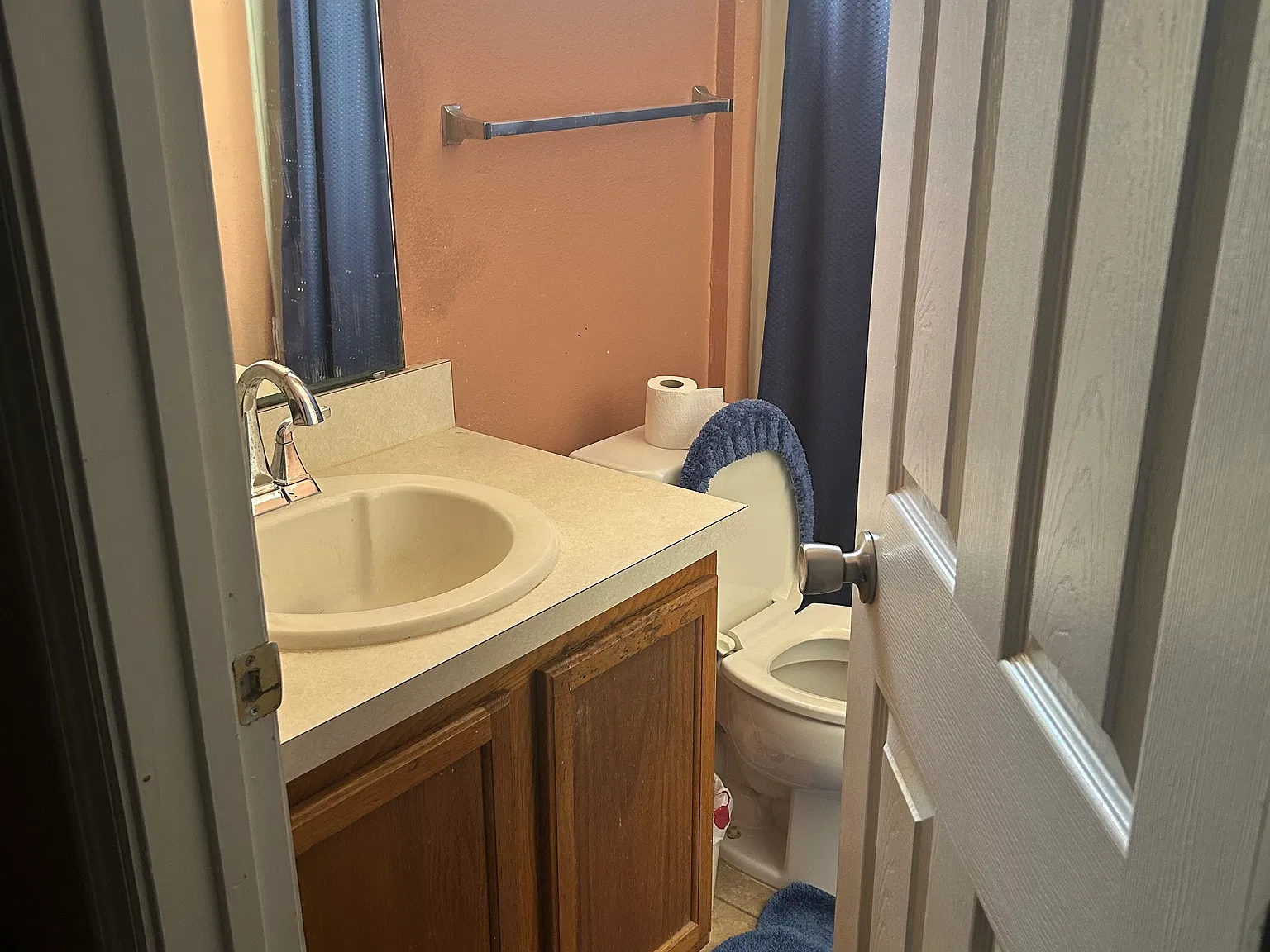 5 bed, 3105 sqft, $800 — Photo 2