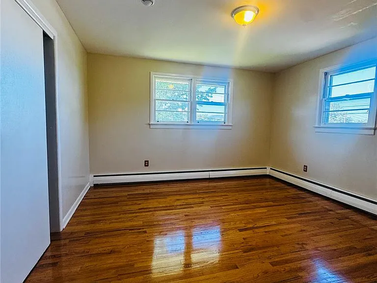 605 E Susquehanna St — Photo 17