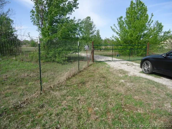 33373 E 61st St S, Broken Arrow, OK 74014