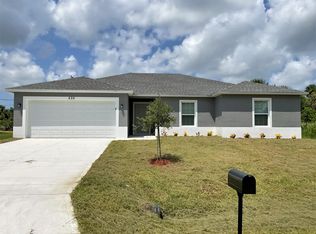 535 Gancedo St SW, Palm Bay, FL 32908