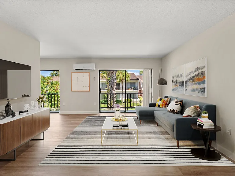 Executive Apartments — Photo 3