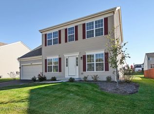 218 E Becker Pl, Sycamore, IL 60178