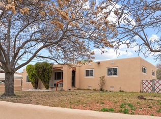 101 Lugar De Oro, Santa Fe, NM 87501