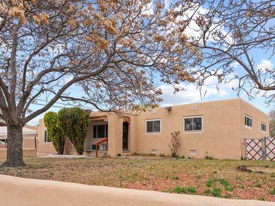 101 Lugar De Oro, Santa Fe, NM, 87501