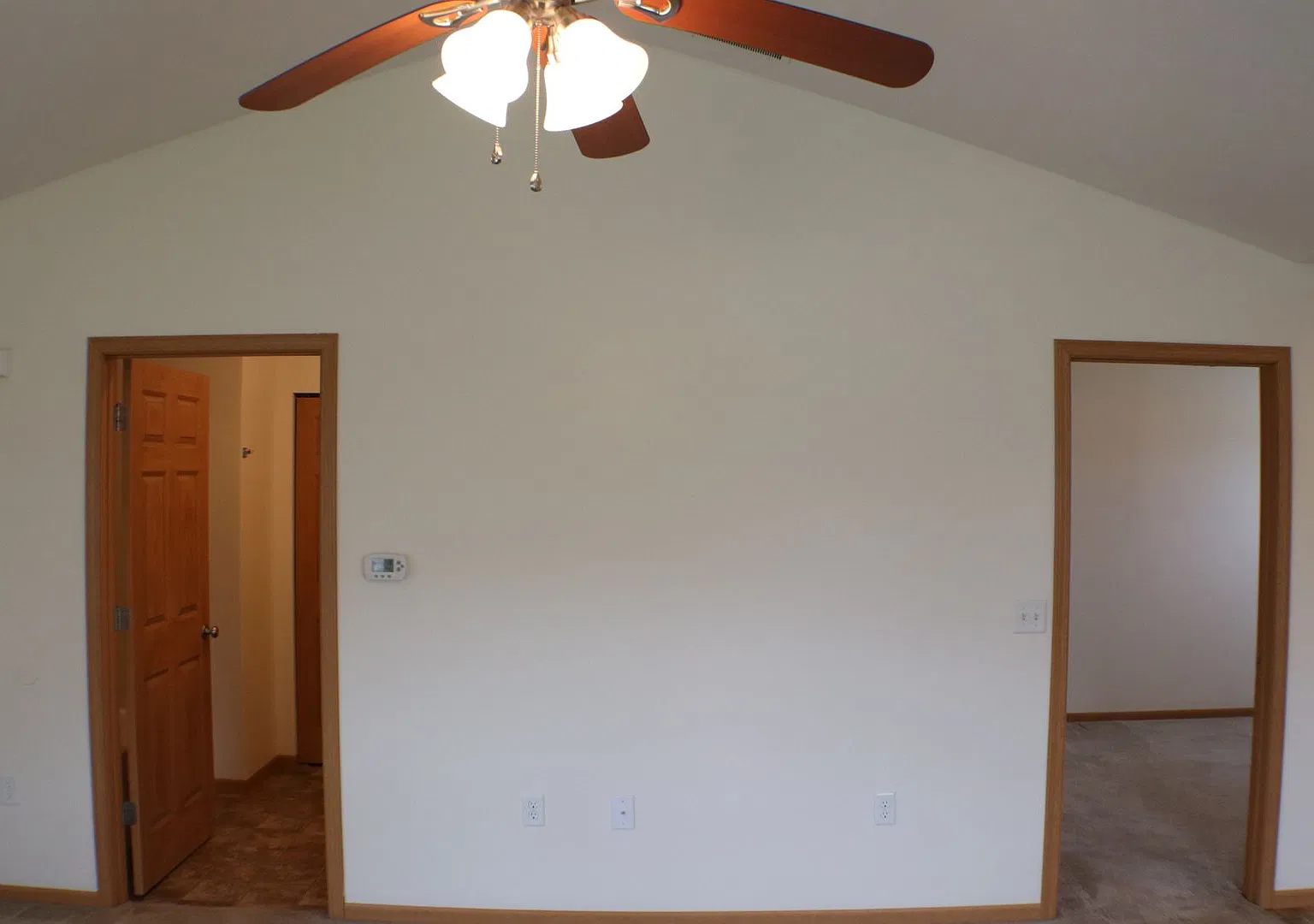 Messler Family Laurel Creek Apts, 2213 Morning Glory — Photo 4