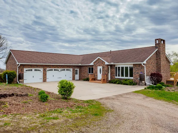 5554 W 122nd St N, Mingo, IA 50168