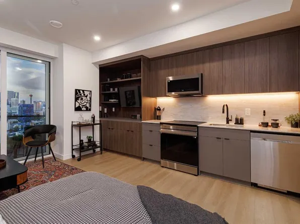 1520 N 4th St SW #Sl5, Calgary, AB T2Y 0Y4