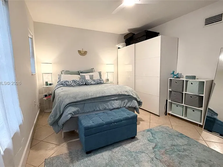 1337 Euclid Ave #104 — Photo 8