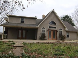 1620 N Battleford Rd, Carrier Mills, IL 62917