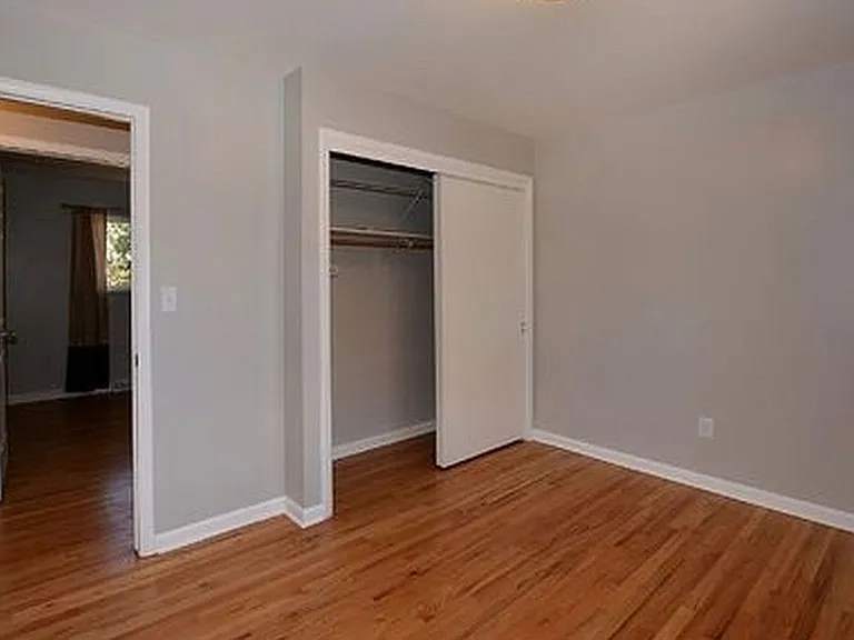 325 N Roosevelt Ave — Photo 13