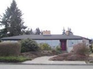 737 S Alder St, Port Angeles, WA 98362